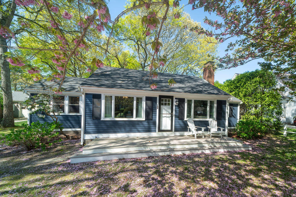 109 Pond Street