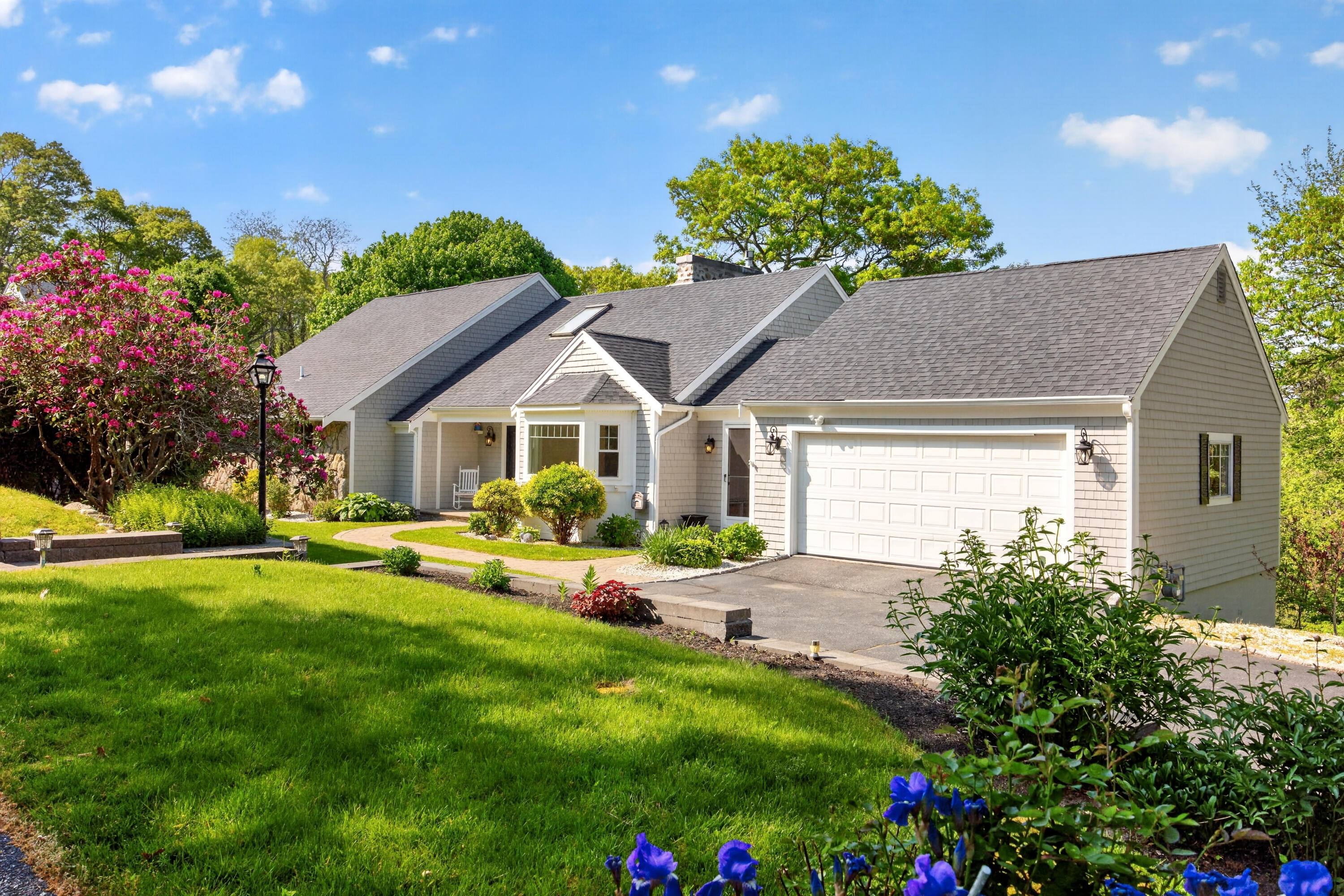 64 Wingfoot Drive