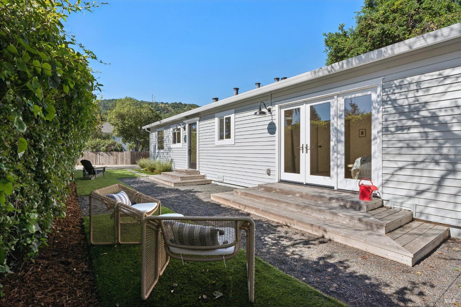 38 Villa Avenue