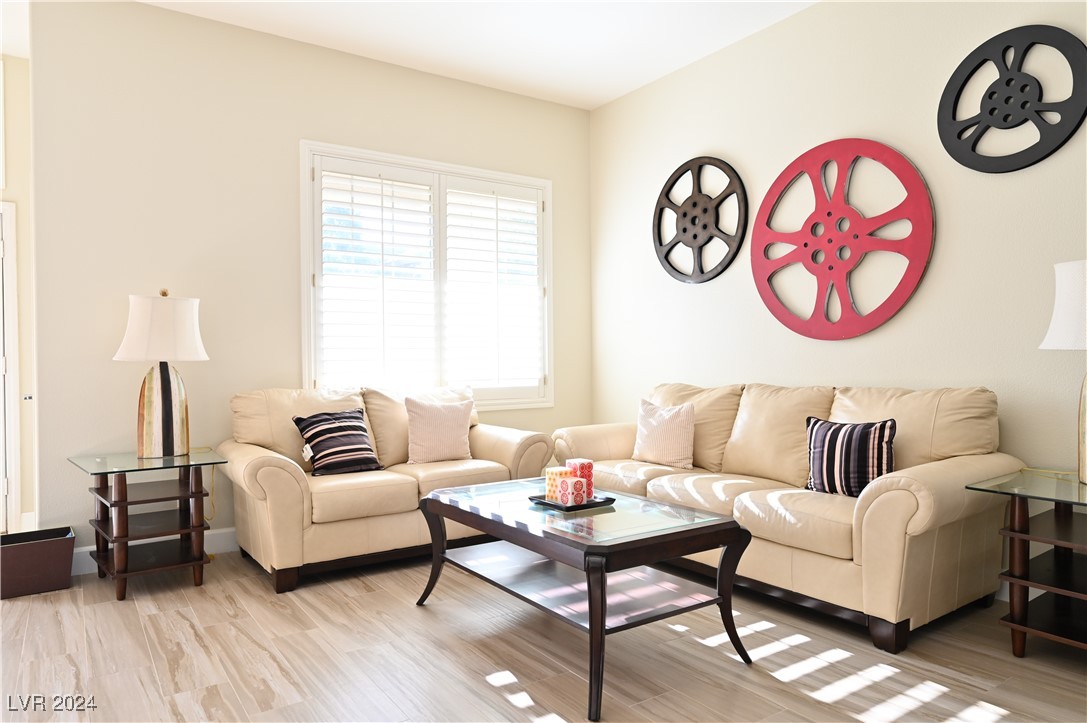 408 Bloomingdale Court