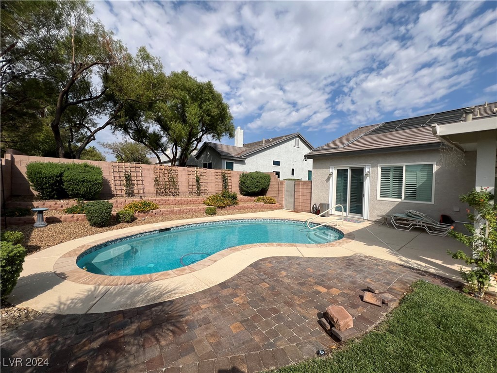 8417 Starstruck Avenue