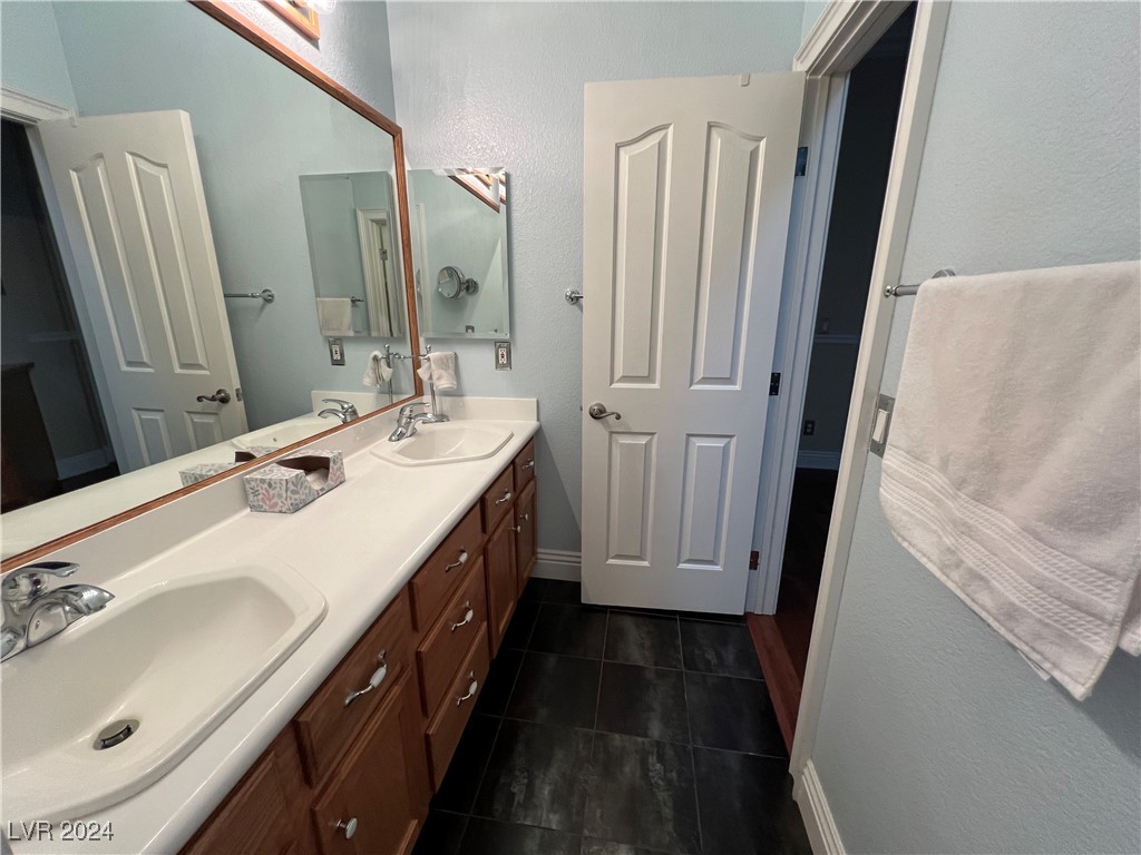 8417 Starstruck Avenue