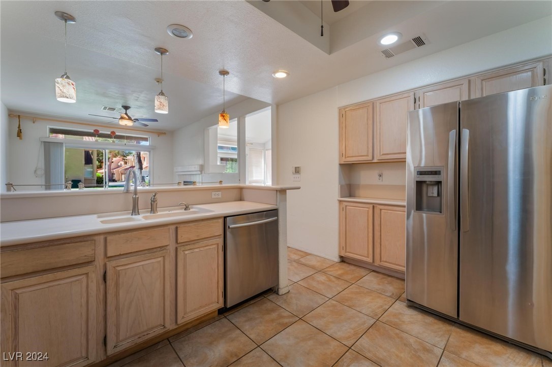 5321 La Patera Lane 0