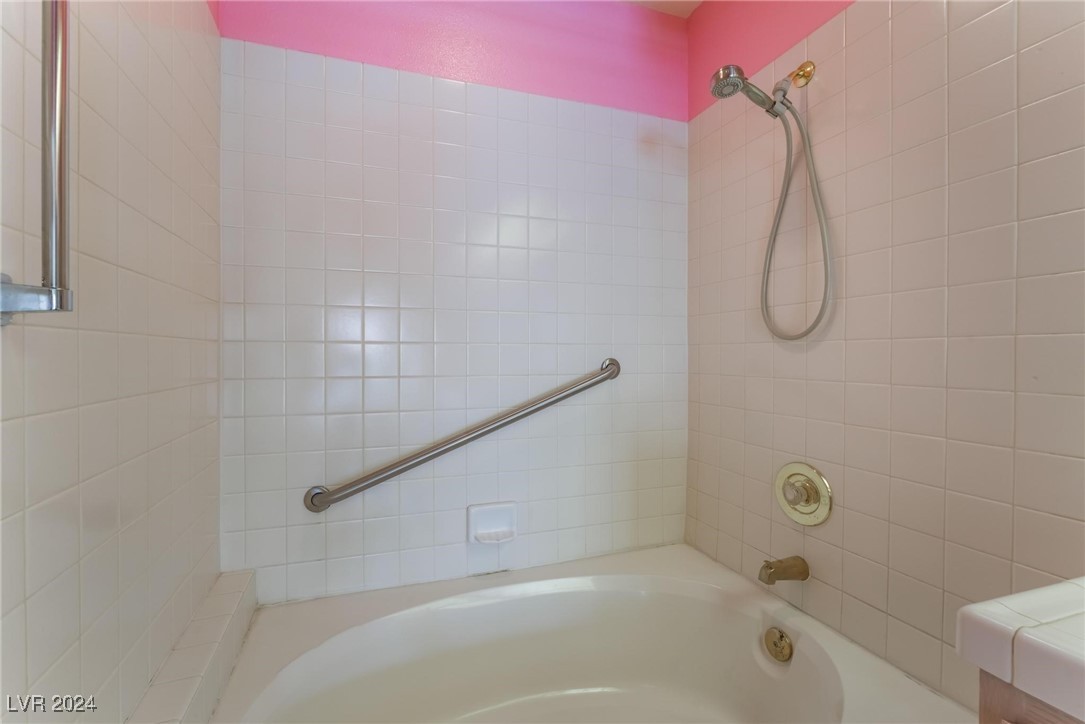 5321 La Patera Lane 0