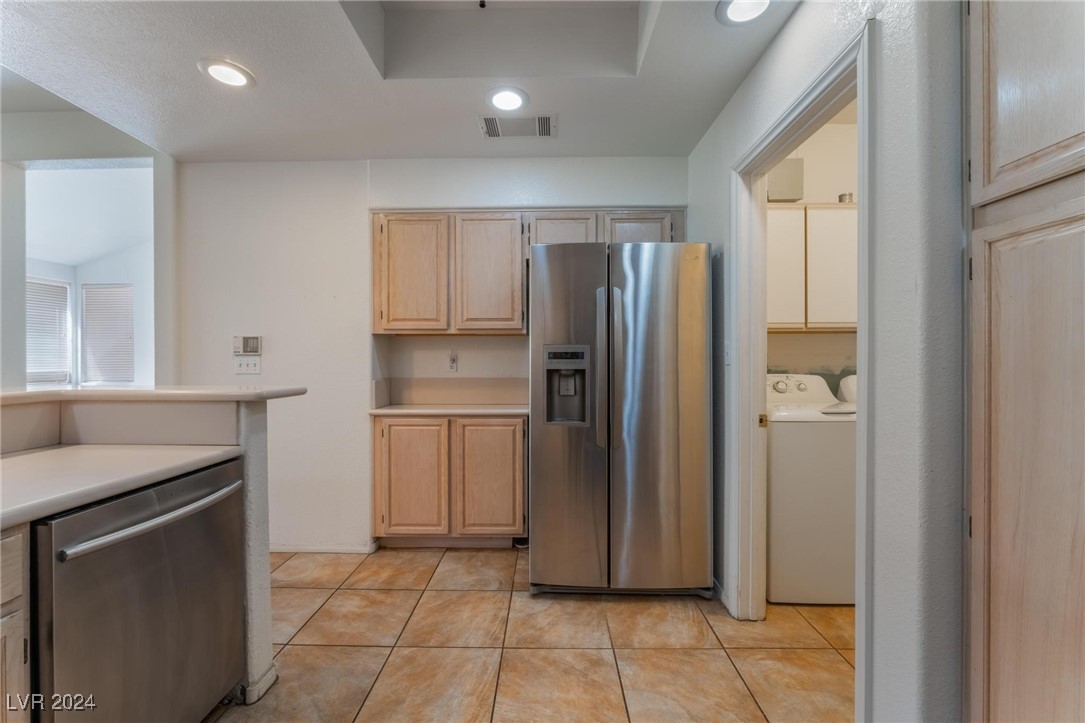 5321 La Patera Lane 0