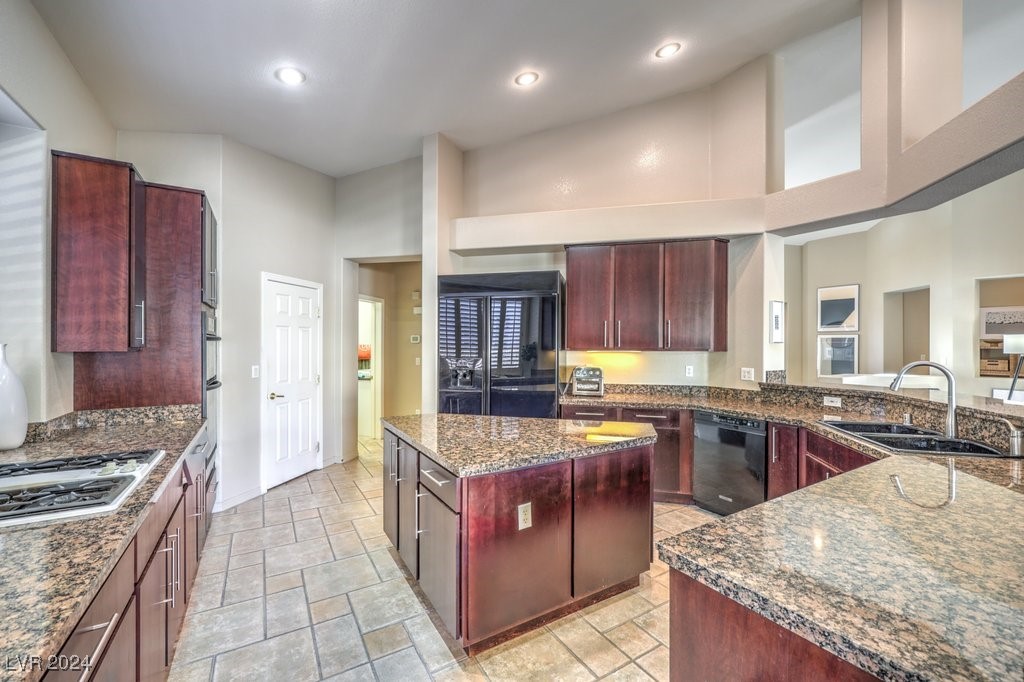 525 Summer Mesa Drive