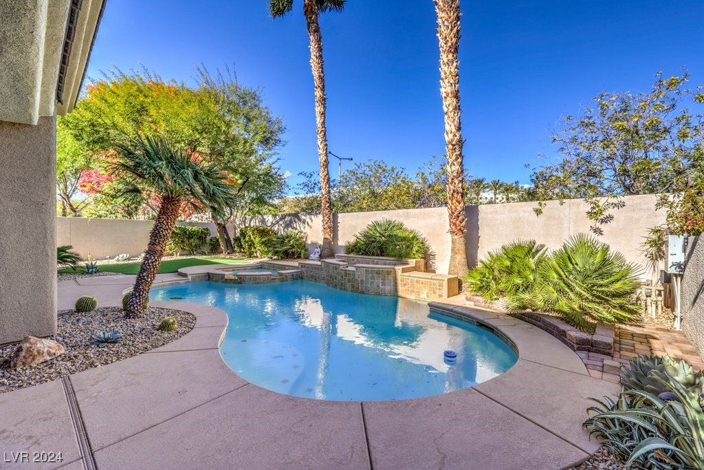 525 Summer Mesa Drive