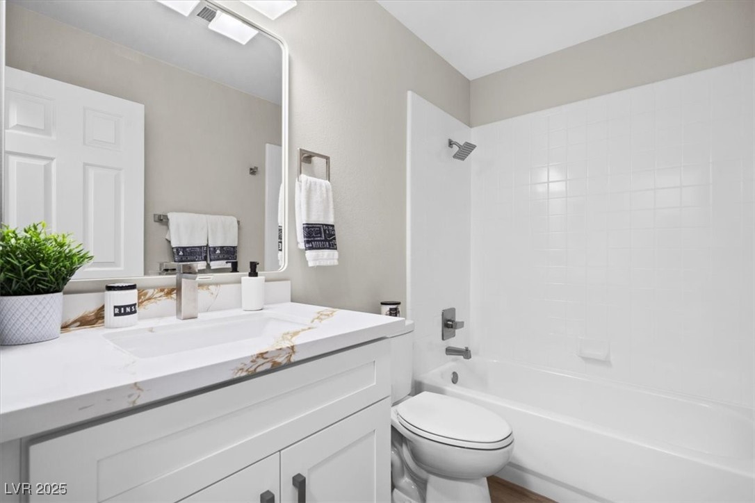 5104 ELM GROVE Drive