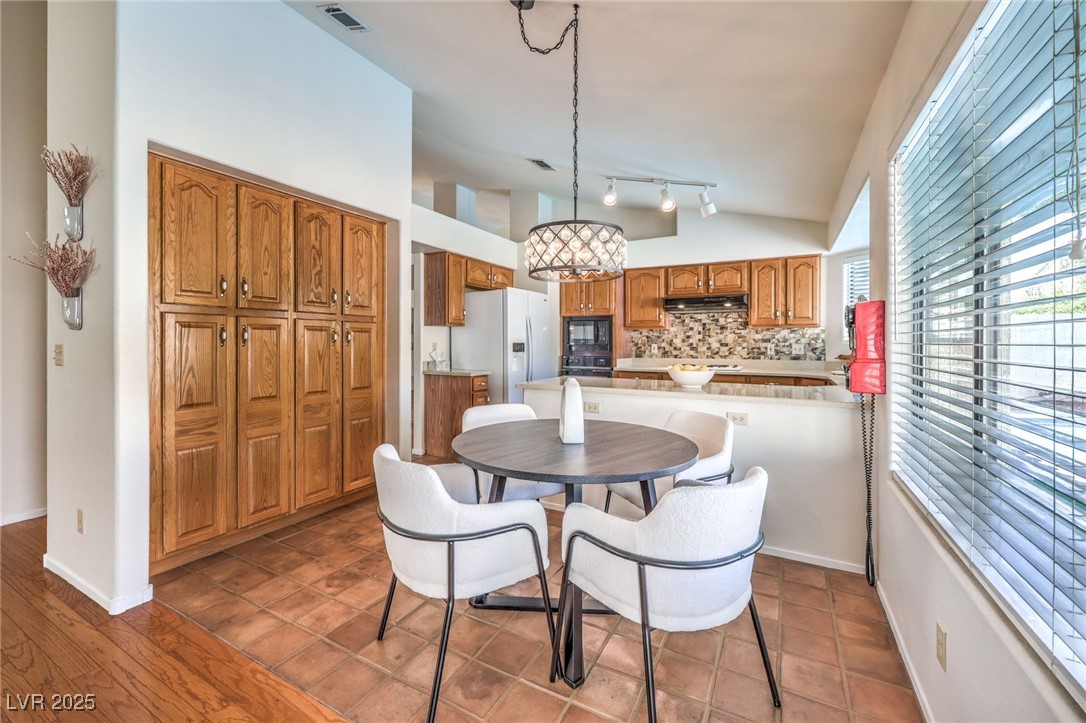 8428 Apple Hill Court