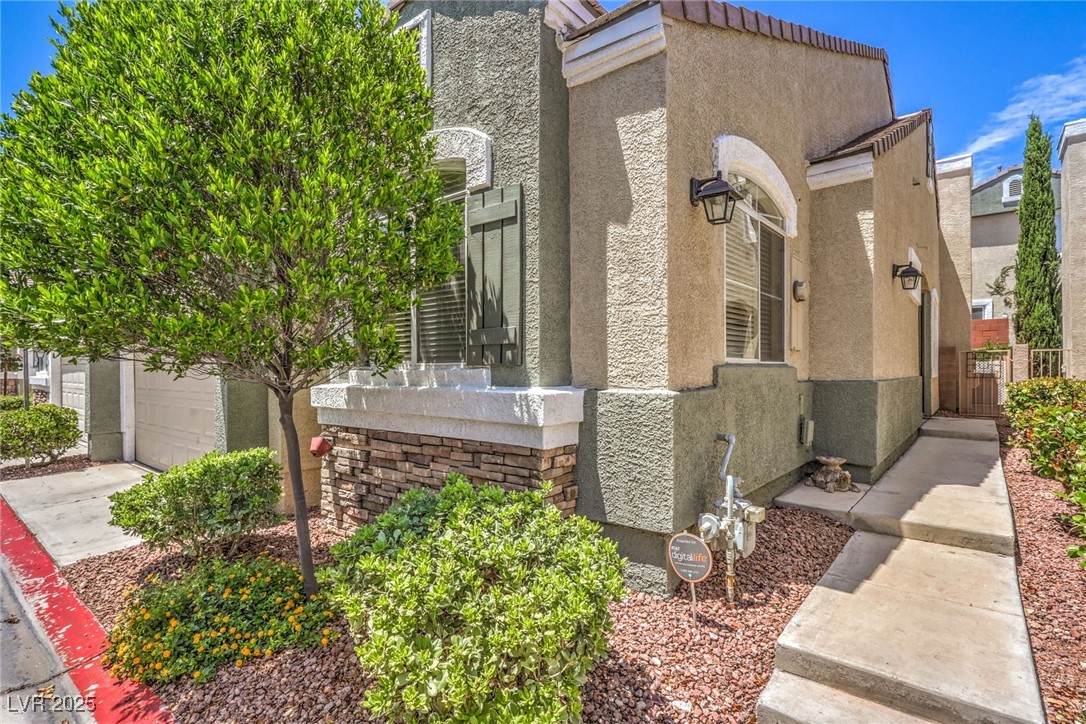 979 Coatbridge Street