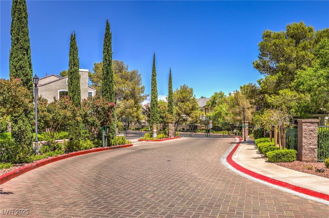 979 Coatbridge Street