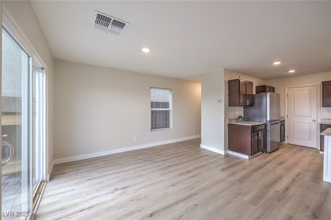 6941 Toll Mountain Street