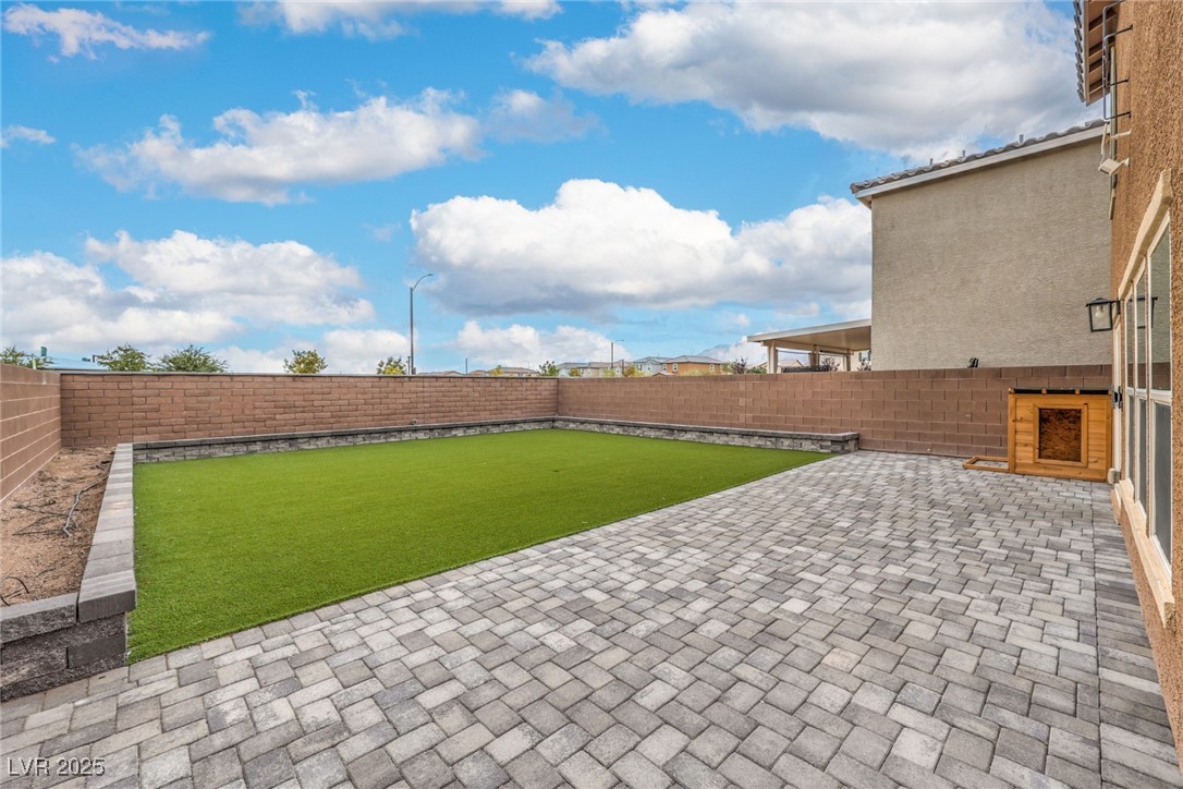 6941 Toll Mountain Street