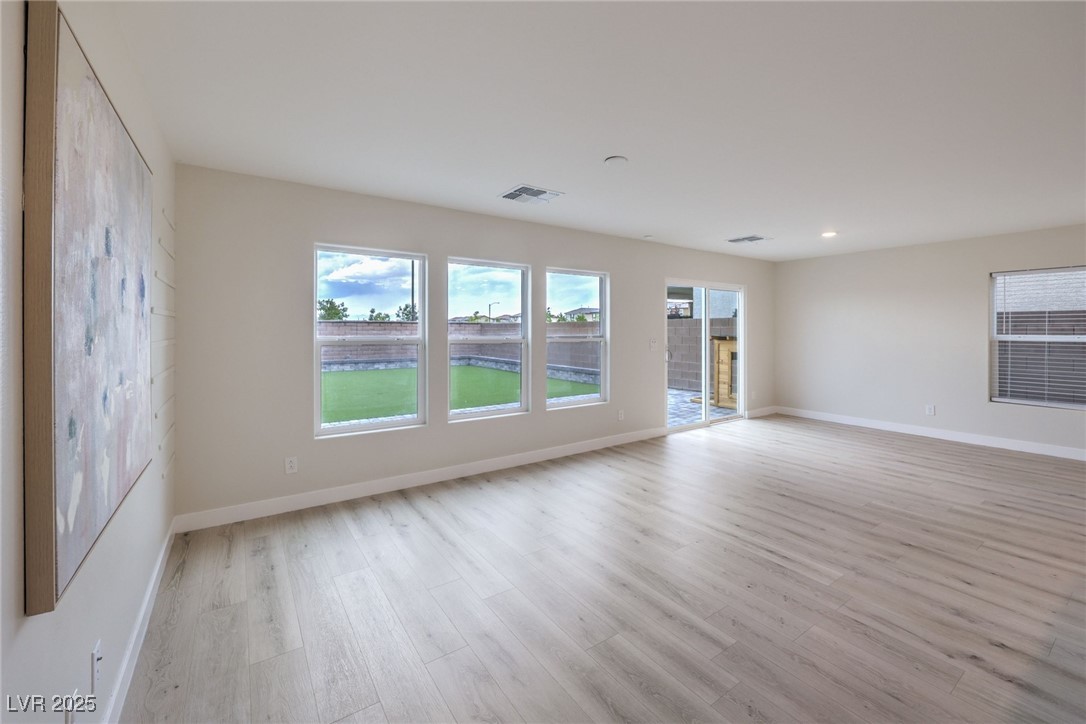 6941 Toll Mountain Street