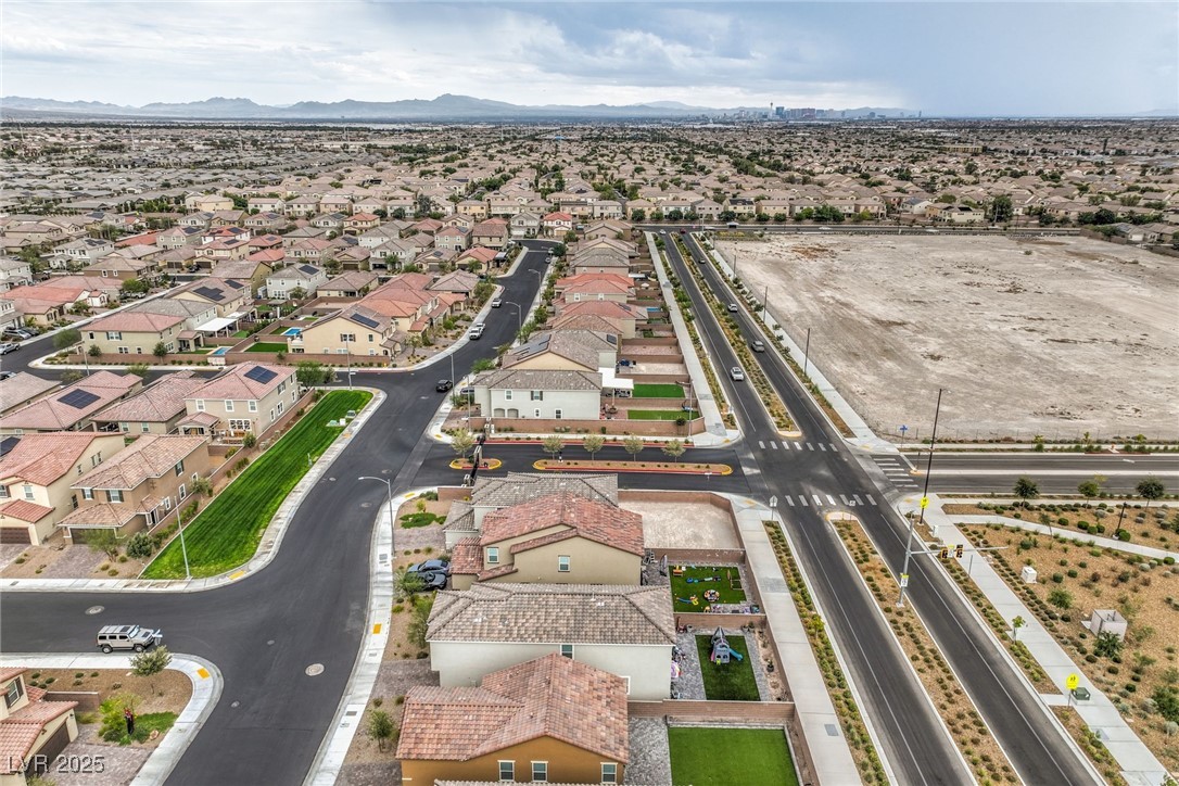 6941 Toll Mountain Street