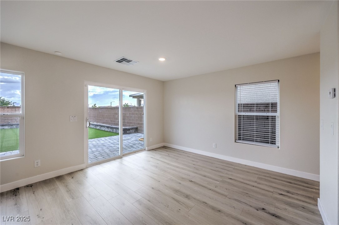 6941 Toll Mountain Street