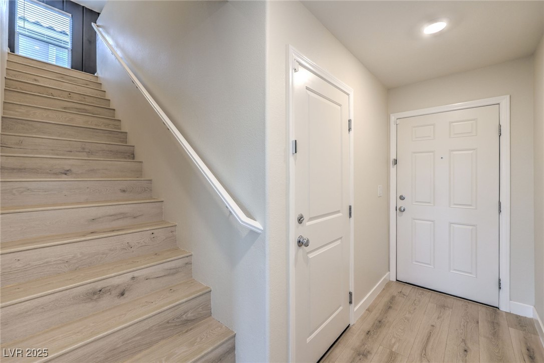 6941 Toll Mountain Street