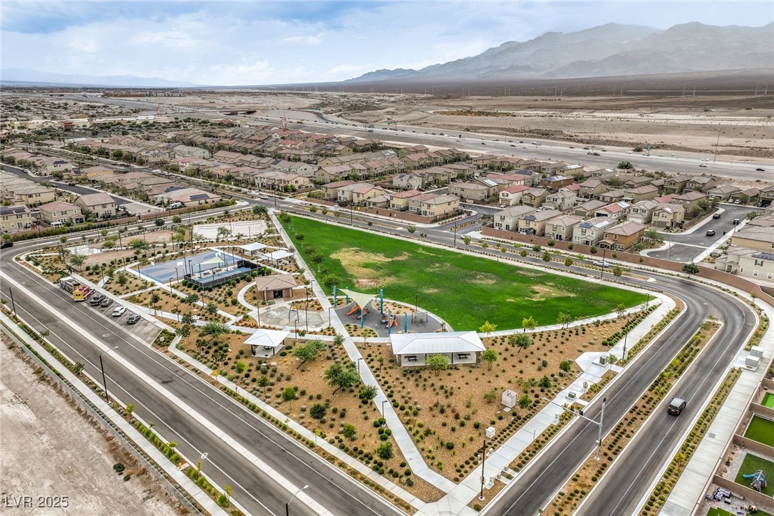 6941 Toll Mountain Street