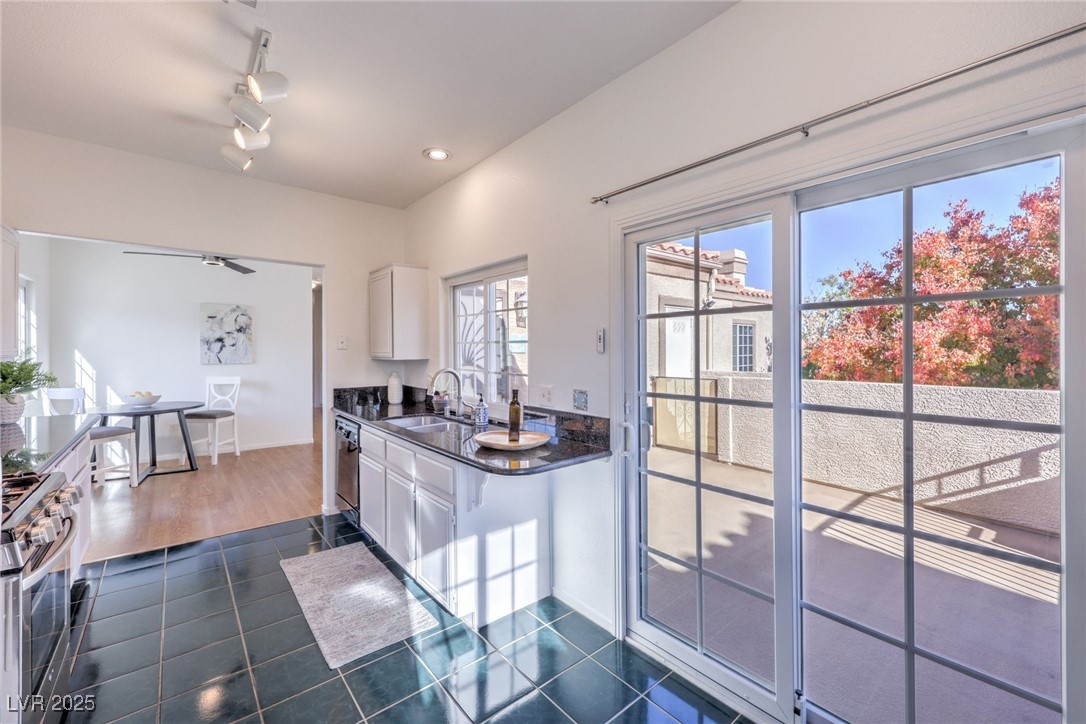 1851 Hillpointe Road 2524