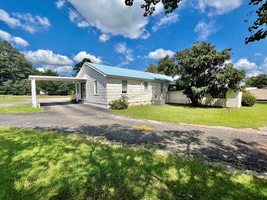 307 W Maple Avenue