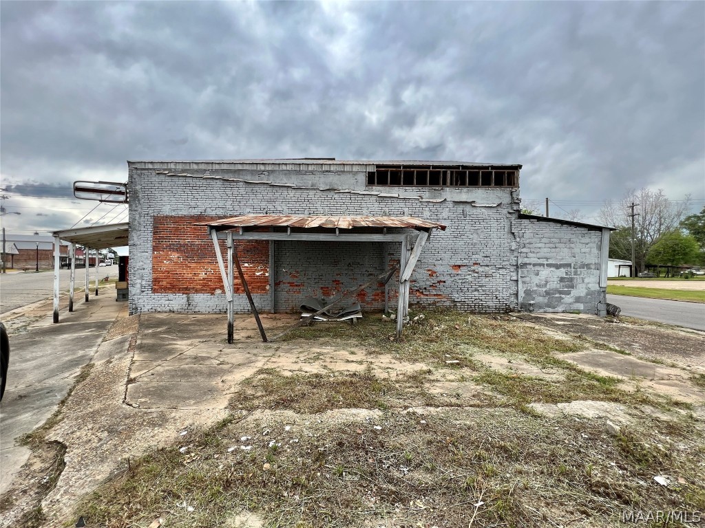 203 & 205 E Main Street