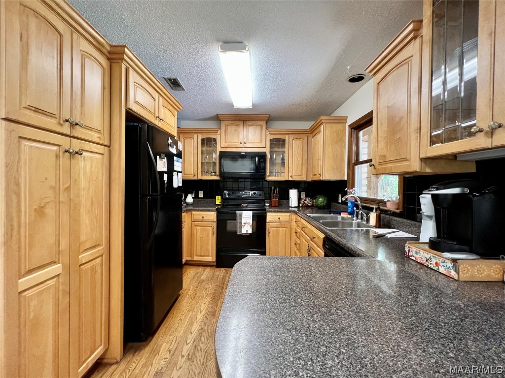 105 Comanche Court