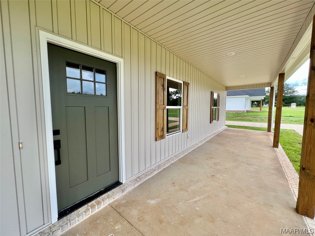 133 Peacock Circle