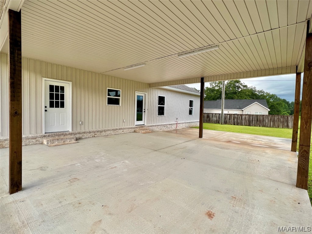 133 Peacock Circle