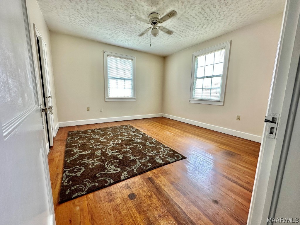 302 S 9th Avenue