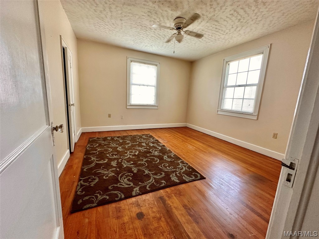 302 S 9th Avenue