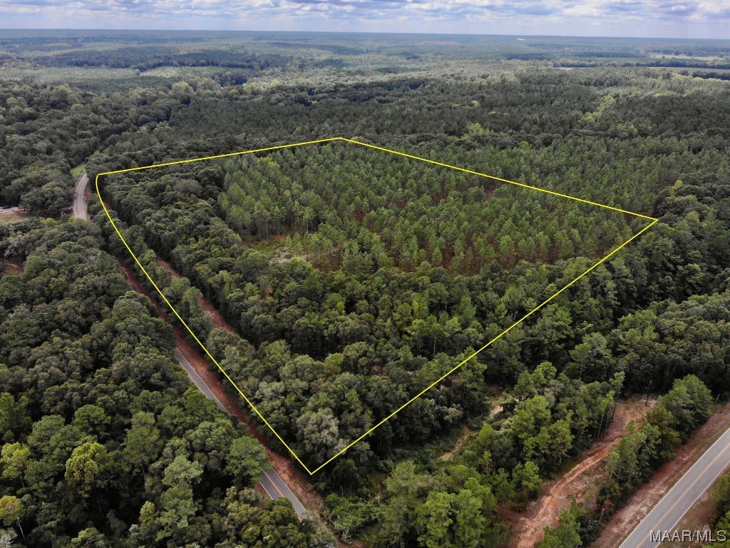23.5ac County Road 61 .