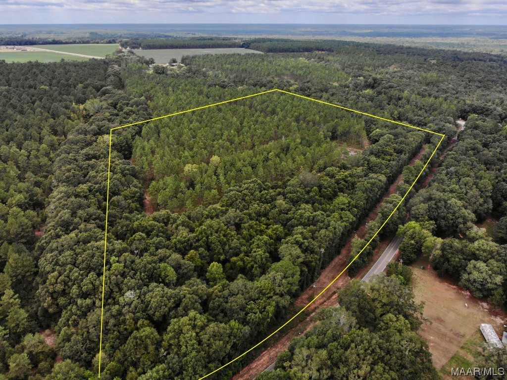 23.5ac County Road 61 .