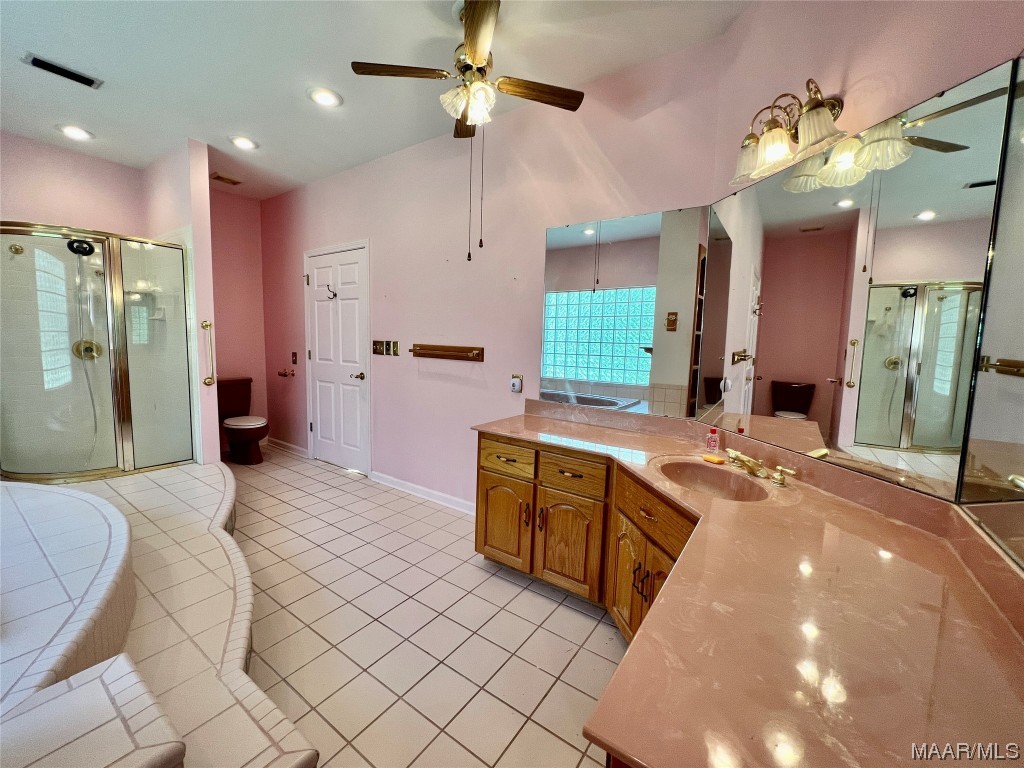 14954 E State Highway 52 .