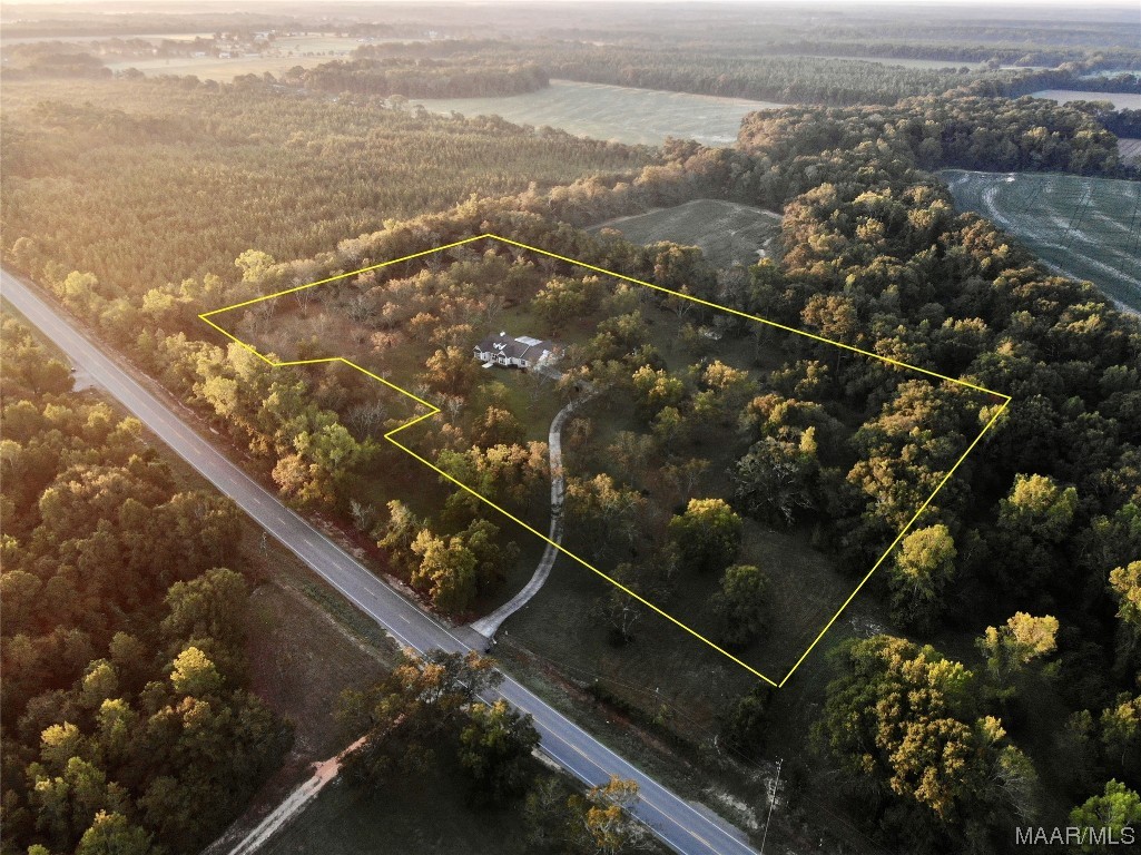 14954 E State Highway 52 .