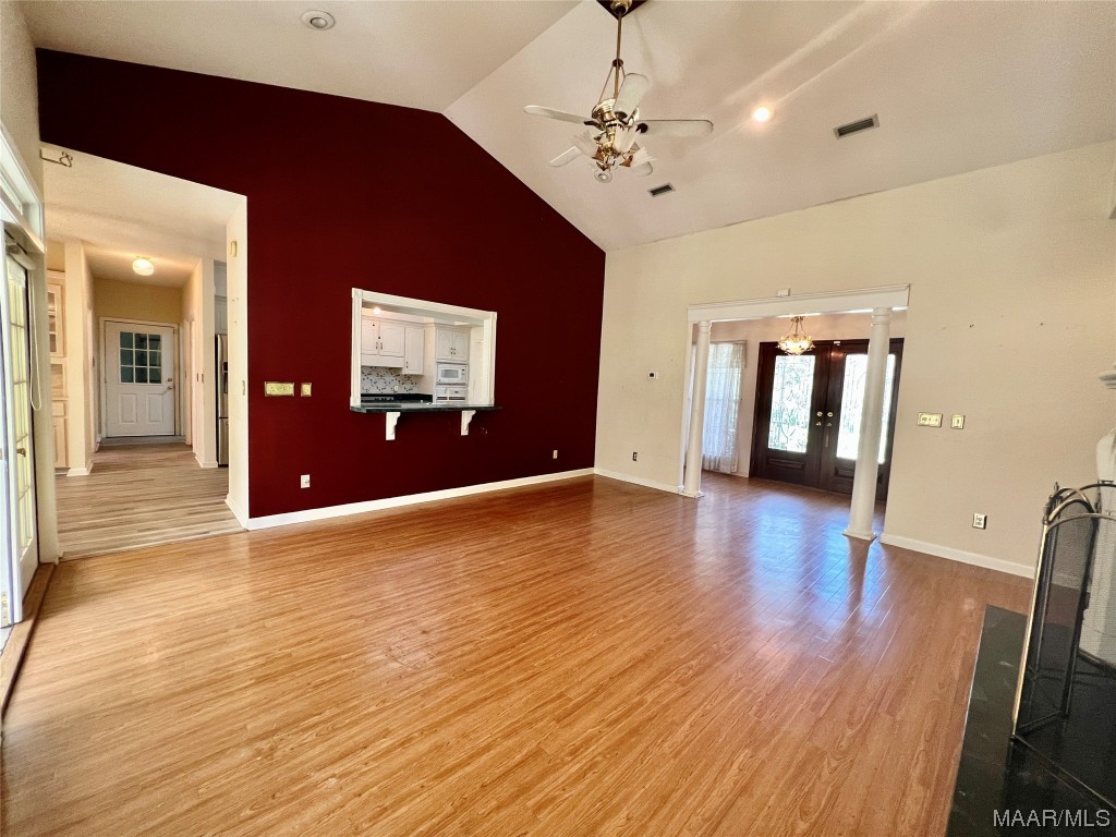 14954 E State Highway 52 .