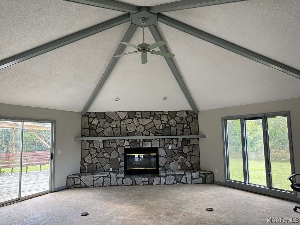 2571 N Highway 123 .