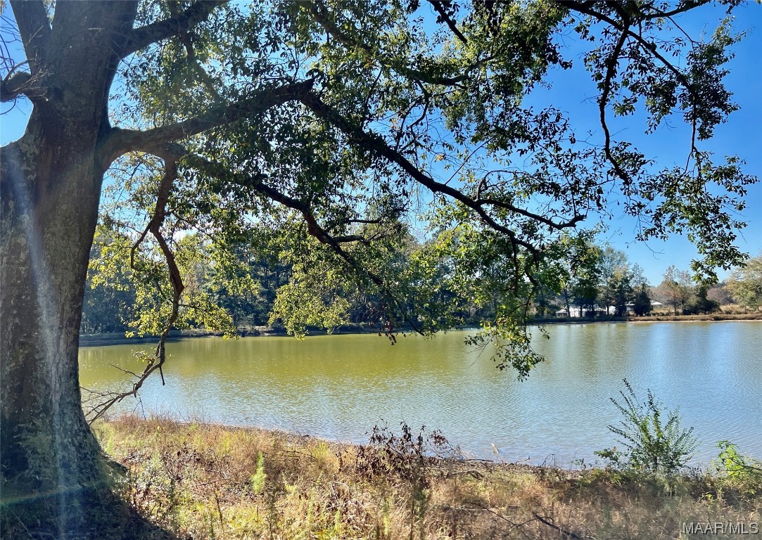 20ac County Road 114 .