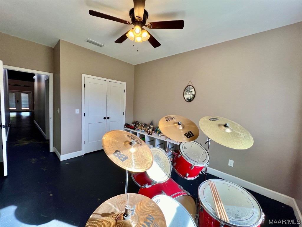 1112 Chestnutt Road
