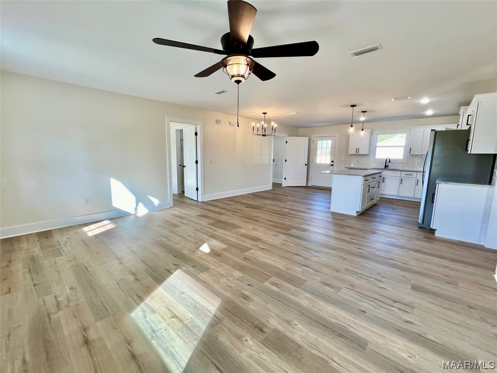 173 Peacock Circle
