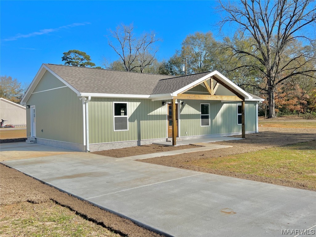 173 Peacock Circle
