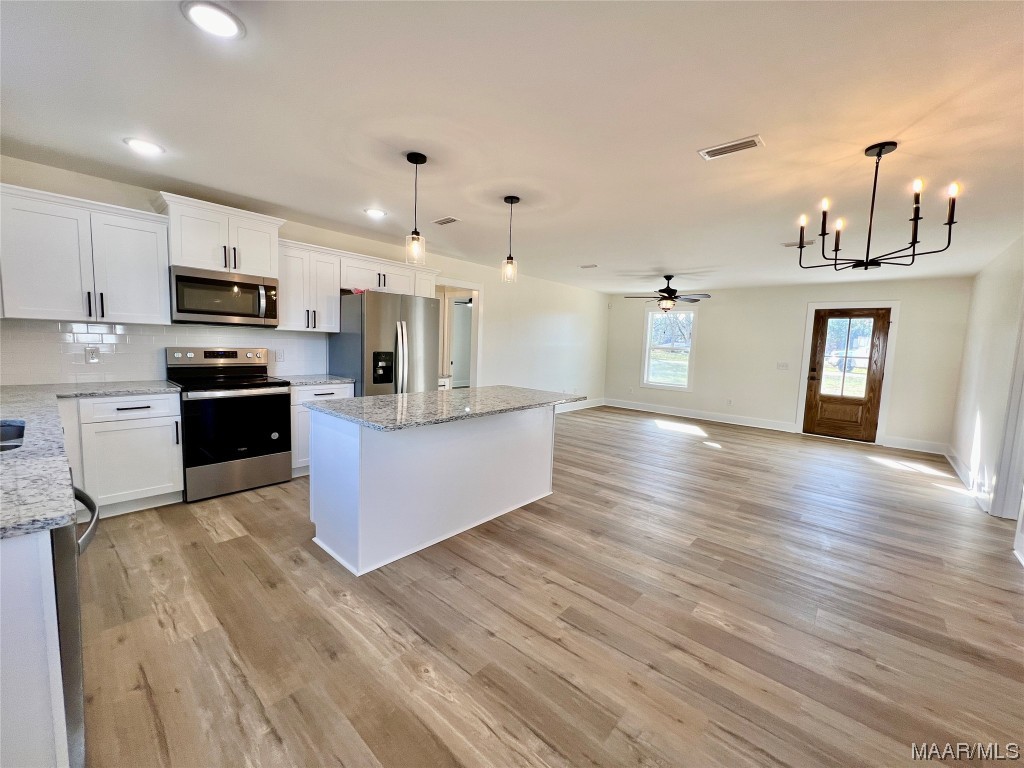 173 Peacock Circle