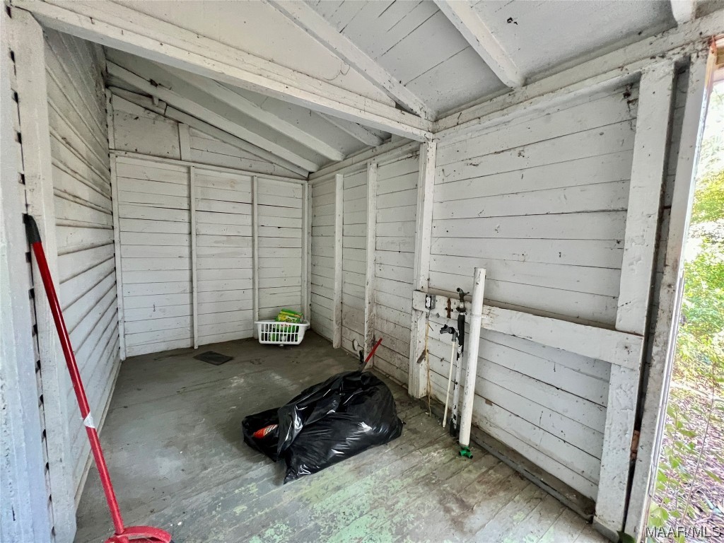 204 N Whitney Street