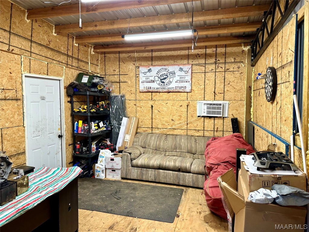 6583 E State Highway 52 .
