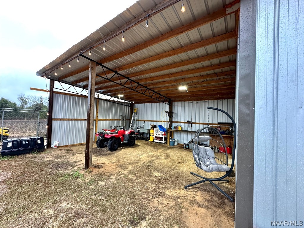 6583 E State Highway 52 .