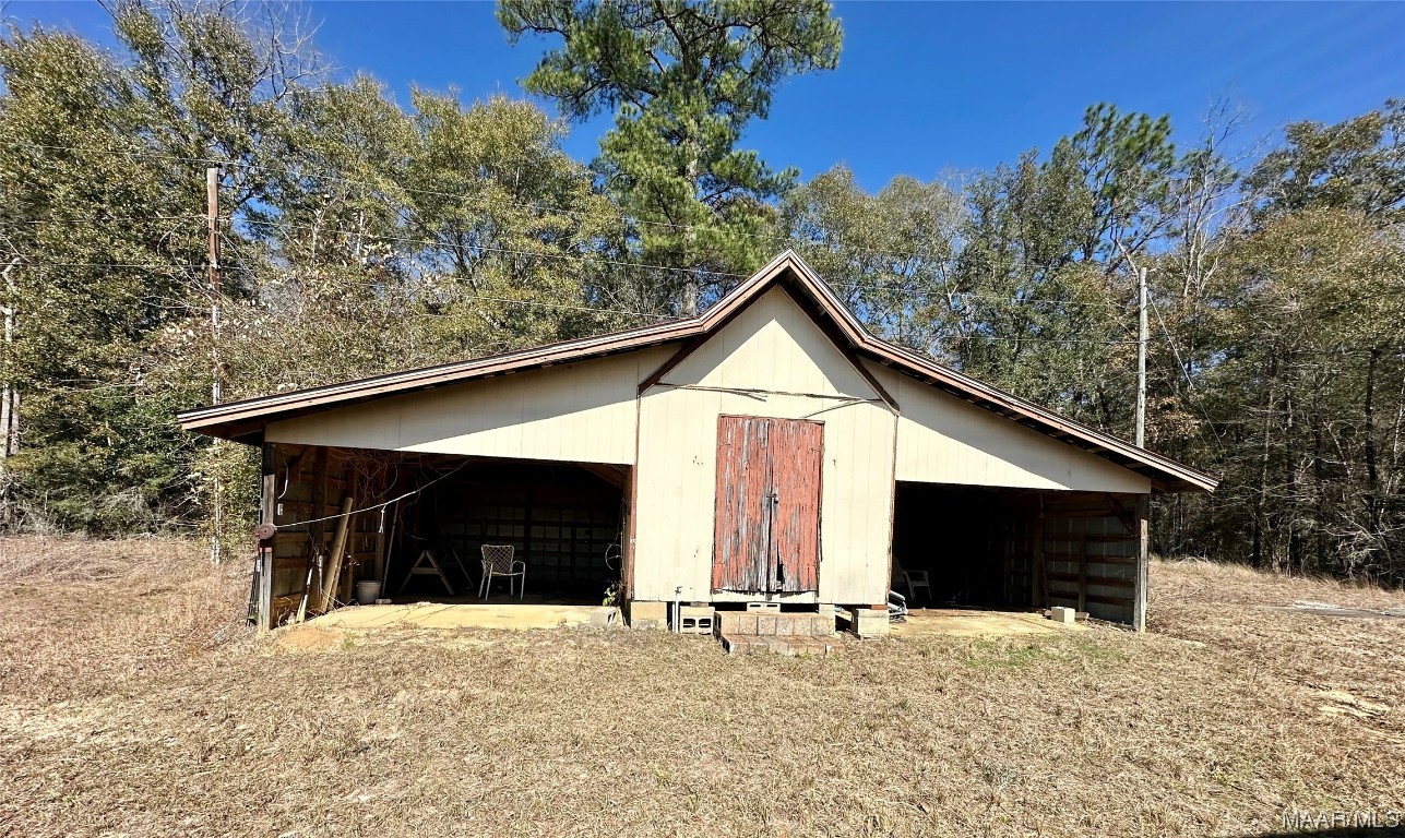 .38 Airport Avenue