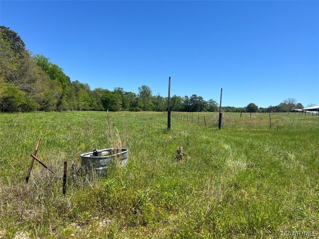33.5 acres County Road 474 .
