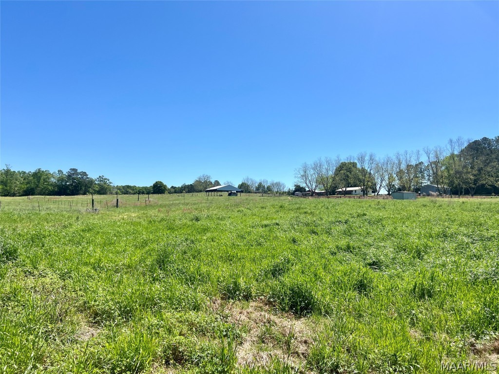 33.5 acres County Road 474 .