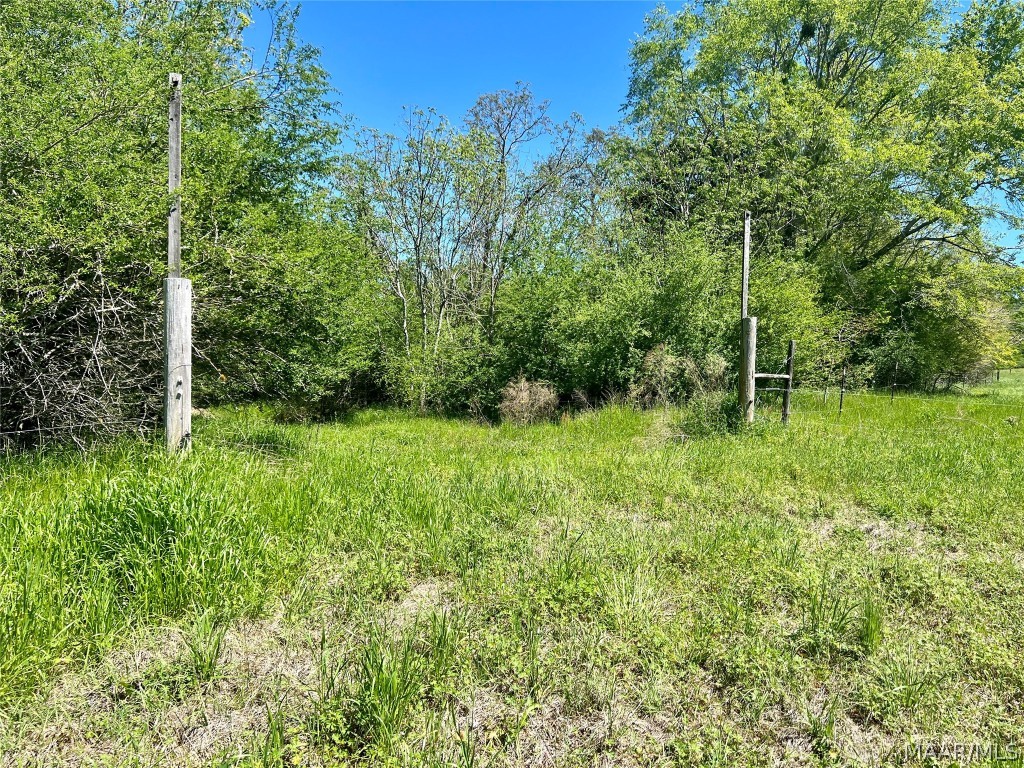 33.5 acres County Road 474 .