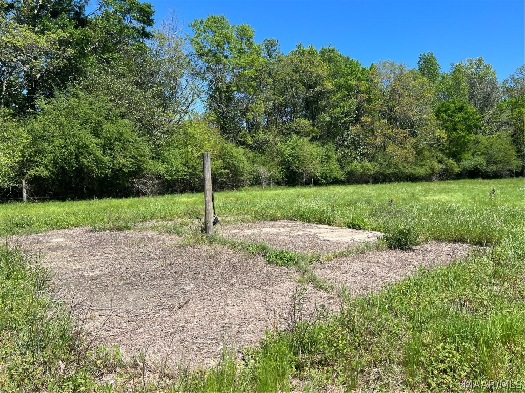 33.5 acres County Road 474 .