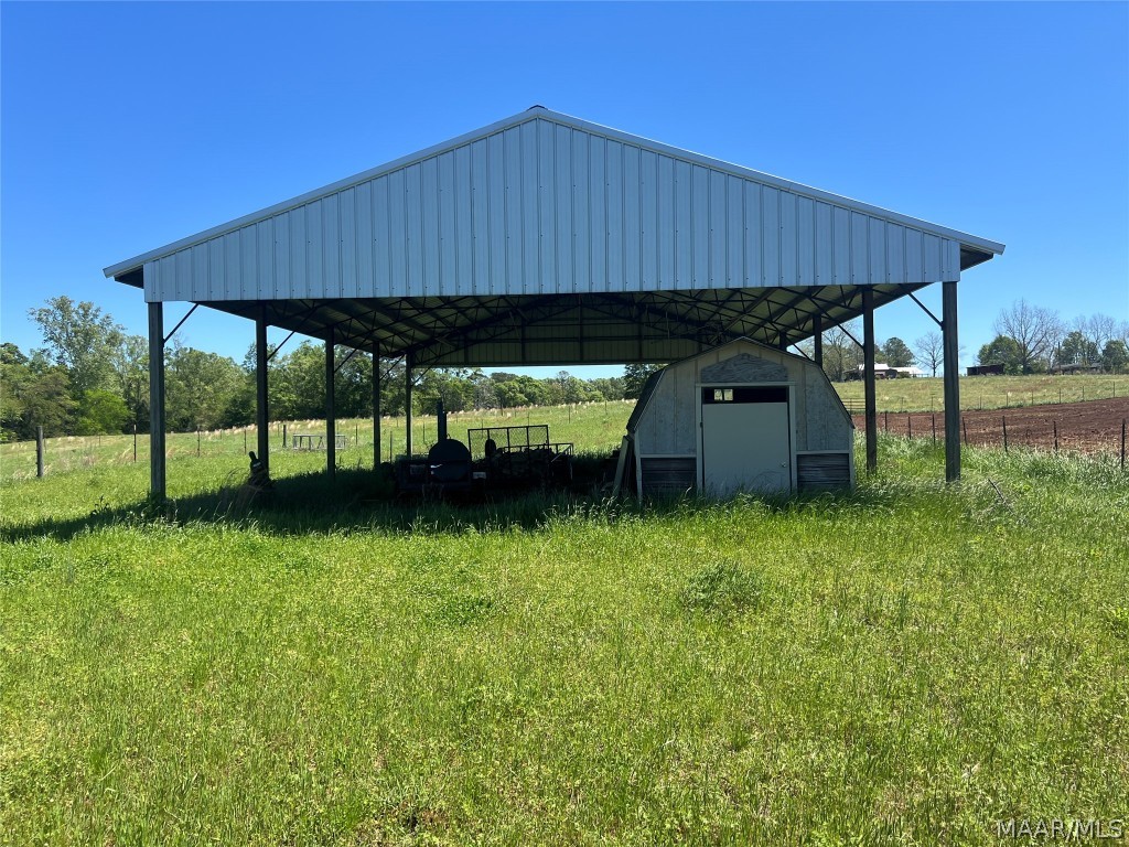 33.5 acres County Road 474 .